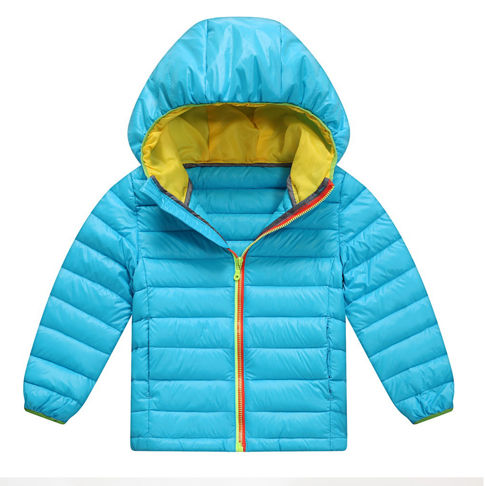 湖藍(lán)色羽絨服